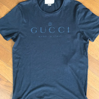 GUCCIのTシャツの画像