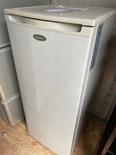 トヨソニック 冷凍庫MD-6107FF [アップライト型フリーザー](0708k)