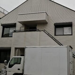 運搬　３０００円から~、引っ越し　7,000円から~、積み放題15,000円から~（軽トラック°２トントラック） − 東京都