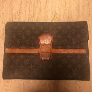 ルイ ヴィトン クラッチバッグ
