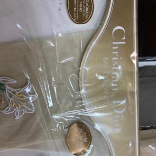 G08 ☆長期保管商品☆ストッキングなど15足＋おまけ　グンゼ　クレージュ　セリーヌ　などの画像