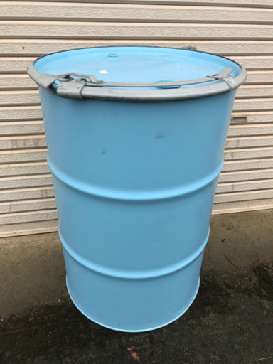 リサイクル　塗装済　ドラム缶　200㍑