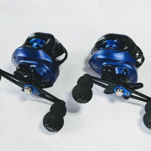 ベイトリール新品未使用　右ハンドル　２個