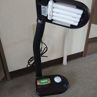 ７月下旬処分 デスクライト
