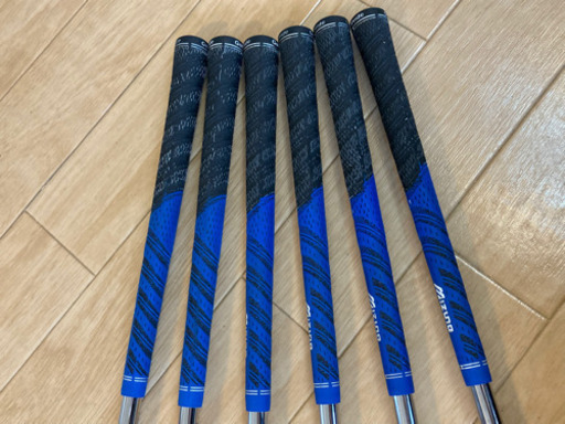 値下げしました【発送します】ミズノ　アイアン　DG S200　グリップ良好