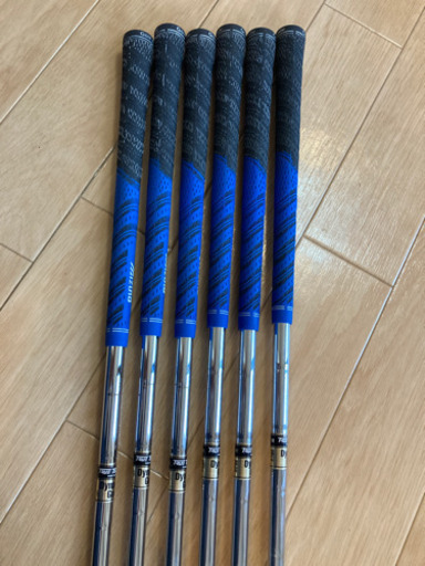 値下げしました【発送します】ミズノ　アイアン　DG S200　グリップ良好