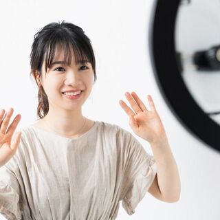 ライブ配信アプリの専属ライバー募集（Pococha/17Live...