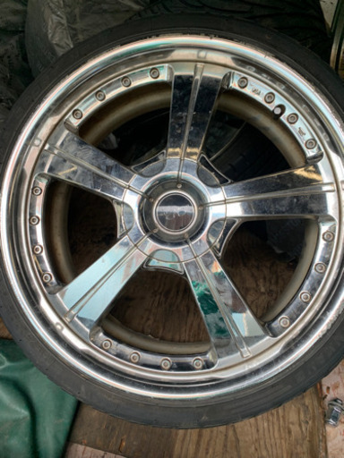 タイヤアルミホイル付1本の値段