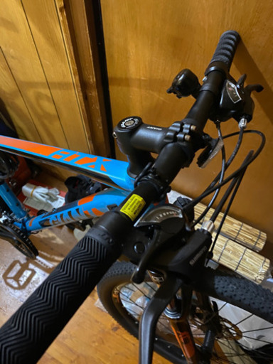 GIANT マウンテンバイク　27.5インチ