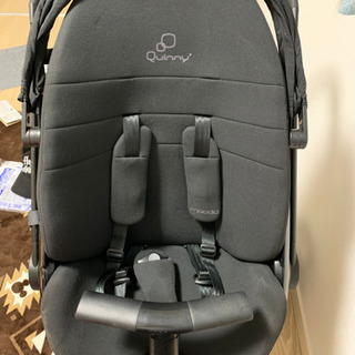 【値下げ】クイニームード　ブラック　ベビーカーの画像