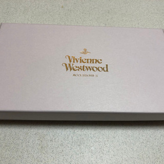 Vivienne Westwood スマホケースの画像