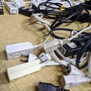 延長コード多種（1点100円〜）の画像