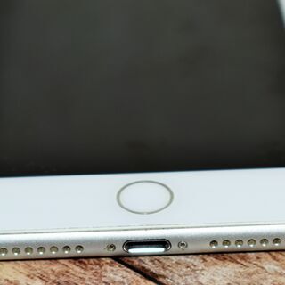 ☆アップル apple iPhone8 Plus MQ9L2J/A A1898 64GB スマートフォン スマートホン◆高い操作性で人気のスマホの画像