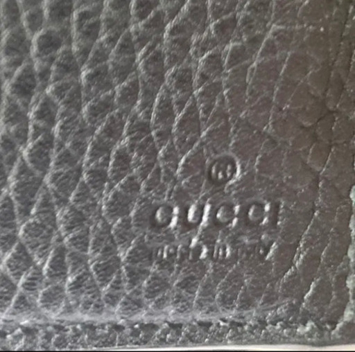 【値下げ中】グッチ 財布 GUCCI フラップ長財布 ドリアン 黒 正規品 本物