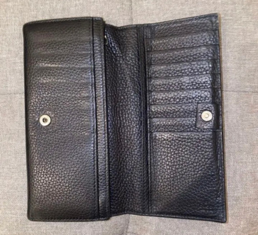 【値下げ中】グッチ 財布 GUCCI フラップ長財布 ドリアン 黒 正規品 本物