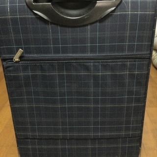 イーストボーイのスーツケースの画像