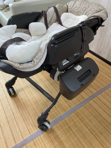 電動combiハイローチェアーお話中