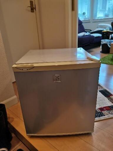 小型冷蔵庫