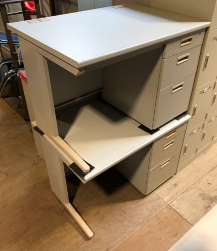 ⭐︎中古品　片袖机　100×700×700⭐︎