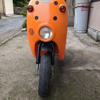 【取引完了しました】可愛いスクーター　スズキ　チョイノリ（50cc）オレンジ　実動車ですの画像