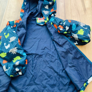 【値下げ！！】ほぼ新品　恐竜　アウター　ウインドブレーカー　130の画像