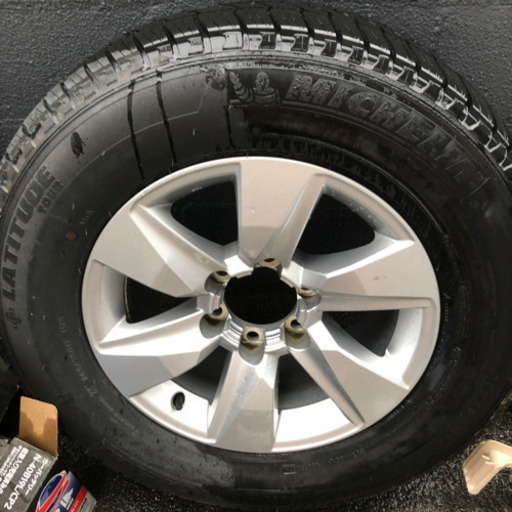 トヨタ ランドクルーザー プラド 純正タイヤ 1本