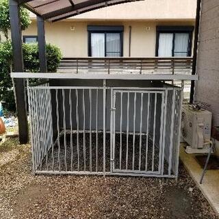 檻、犬小屋