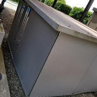 檻、犬小屋