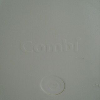 中古　ベビーバス（combi）の画像