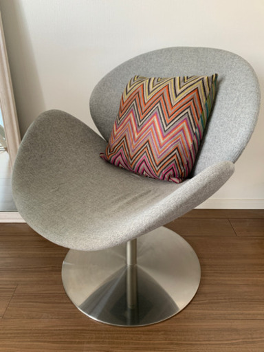 受付終了　BoConcept Ogiチェア