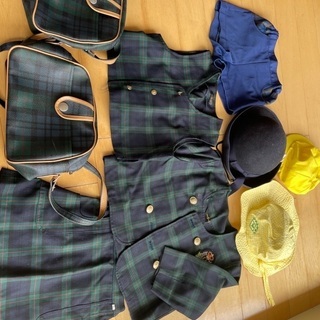 幼稚園の制服