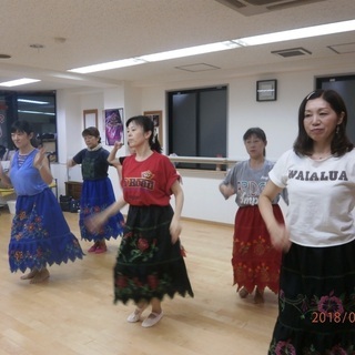 新宿曙橋 フラジャズクラス 生徒募集中！！　フラダンスを歌謡曲や...
