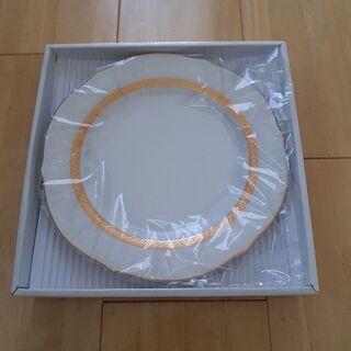 ノリタケのプレート