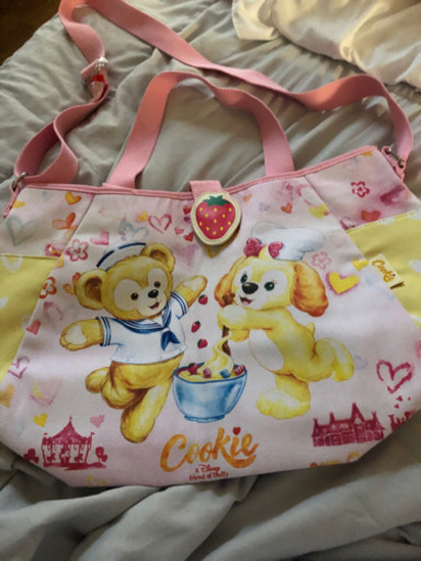 ディズニーダッフィクッキーバック約束中2000円から1500円に。新品未使用タグ付きこれ以上の値下げはありません。