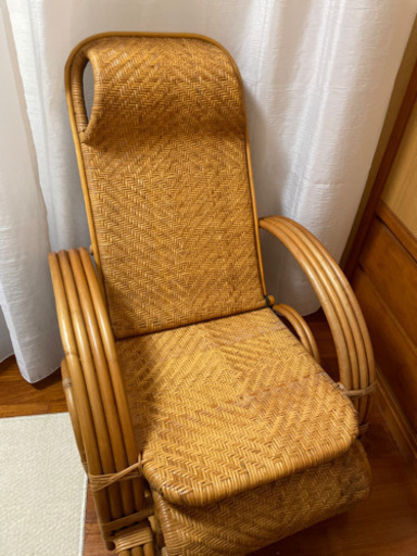 早い者勝ち！リクライニングチェア　竹製