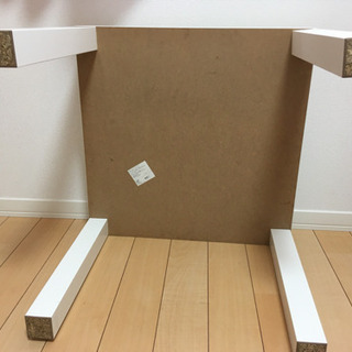 IKEA ミニテーブルの画像