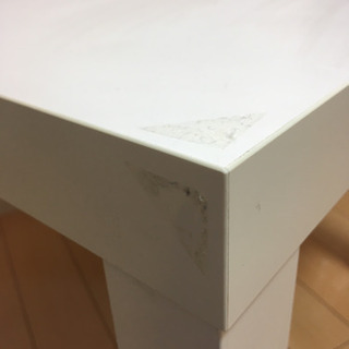 IKEA ミニテーブルの画像