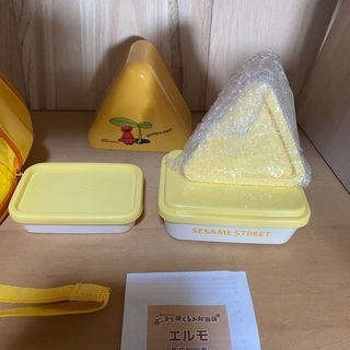 エルモお弁当箱の画像