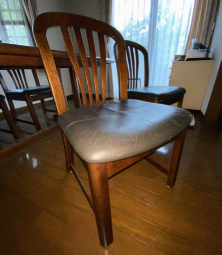 カリモク家具 『ダイニングテーブル 椅子付き』