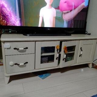 テレビボード