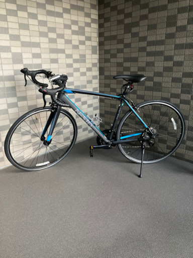 ロードレーサー NESTO 空気入れ、ライト、チェーンロック、ベル、スマホケース付き