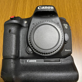 Canon EOS 7D Mark2ボディ&純正バッテリーグリップ