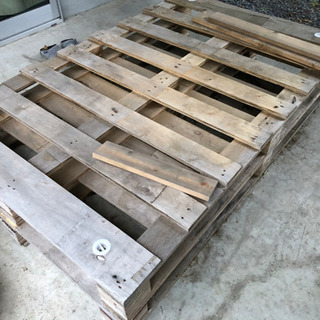 木製パレット欲しい方いますか？