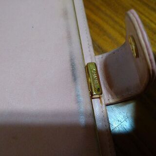 シャネル　ピンク色の財布の画像