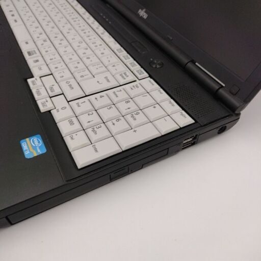 富士通　高性能第2世代Core i5搭載 メモリ4G　高速SSD240G　CD/DVD読み書き Wifi対応　最新Windows10搭載　代引き可能