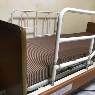 介護用電動ベッド　フランスベッド