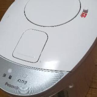電気ポットの画像