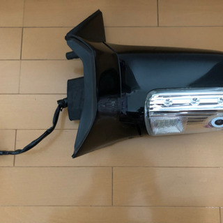 エルグランドE51 ミラーの画像
