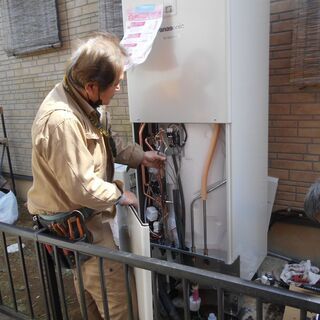 土浦市エコキュートの交換修理のビジネス対応いたします。 - つくば市