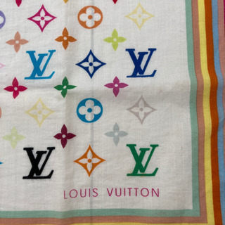 LOUIS VUITTON ハンカチ❣️の画像